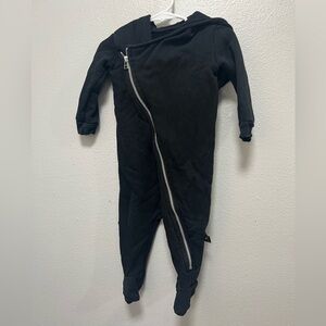 Nununu hooded Asymmetrical Zipper Black sweatshirt Footie size 6-12 month
